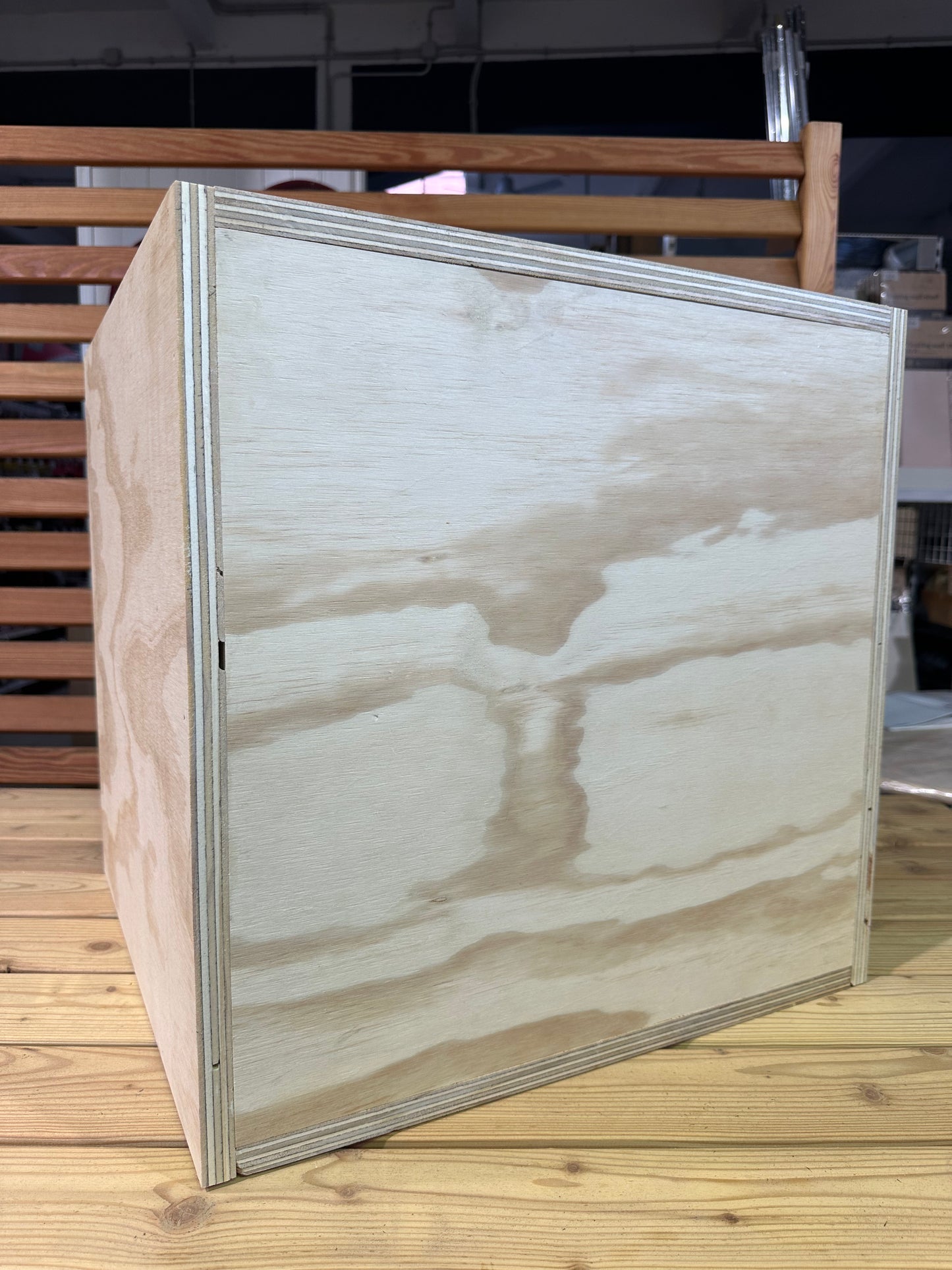 Cubo in Legno in multistrato di pino fenolico